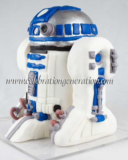 R2-D2 Birthday Cake